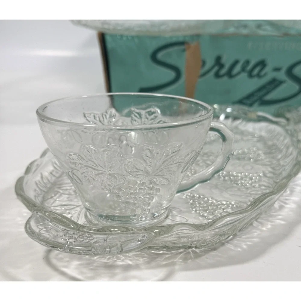 Anchor Hocking Serva-Snack Set 8pc Clear Glass Grape Pattern Vintage Boxed Set